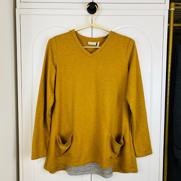 L.O.G.O. Lounge Women's Embroidered Knit Tunic | Hi/Low hem - Picture 1 of 8